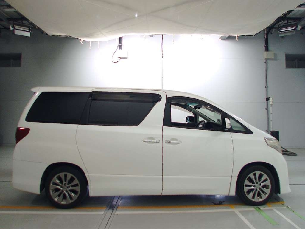 Toyota Alphard ayh30 2019