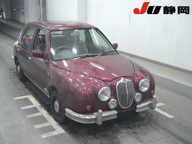 Mitsuoka значок