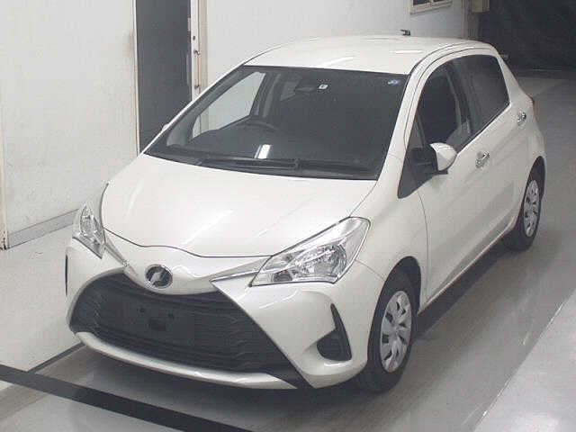 Тойота витц 2019. Reno clio 5. 1 130 2019. 1 130 2019. Тойота витц 2019 отзывы.