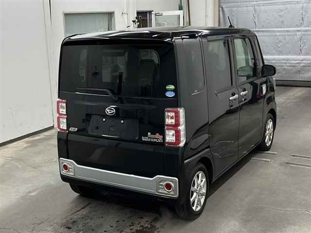 Daihatsu Wake 2014