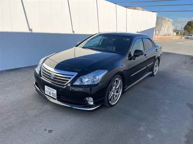 Toyota Crown Hybrid 2010