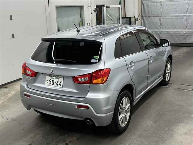 Mitsubishi RVR 2012