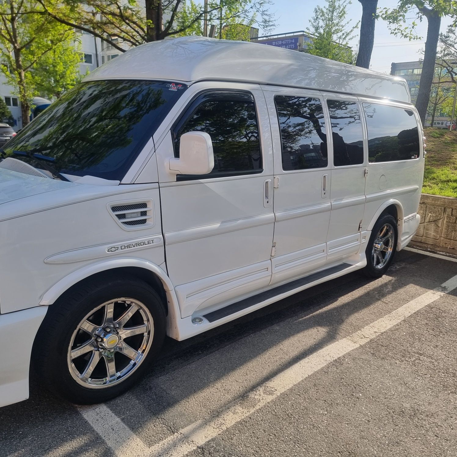 Chevrolet Express van