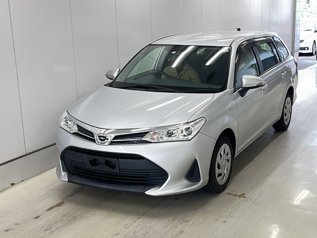 Toyota Corolla Fielder 2018